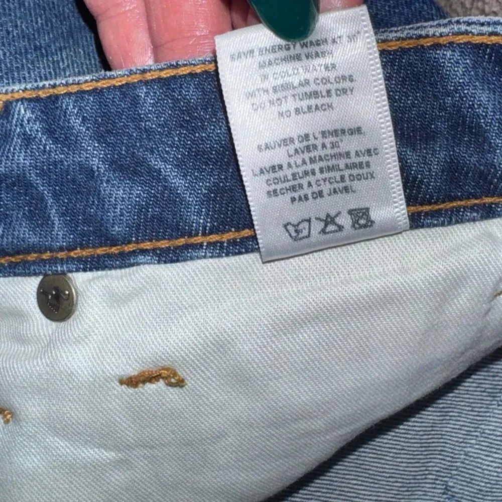 🔥 NWT FREE PEOPLE X SANDRINE ROSE Distressed INDIGO straight leg Jean size 28 - Picture 11 of 12